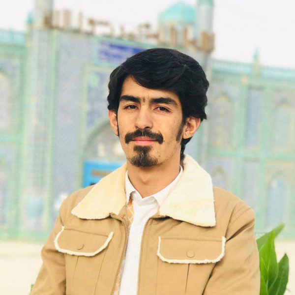 سید امین اسفندیار