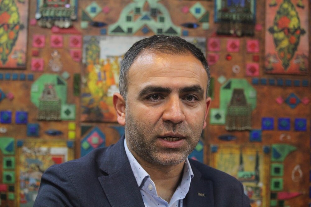 غفران بدخشانی، شاعر و نظریهپردازِ افغانستانی مطرح کرد: شاعران افغانستانی در ایران، سرکشی خراسانی را کنار گذاشته و نرمخو شدهاند