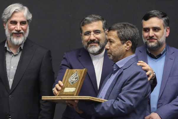 حمید مبشر شاعر افغانستانی: قدردان شعر باشم که همیشه با من هست